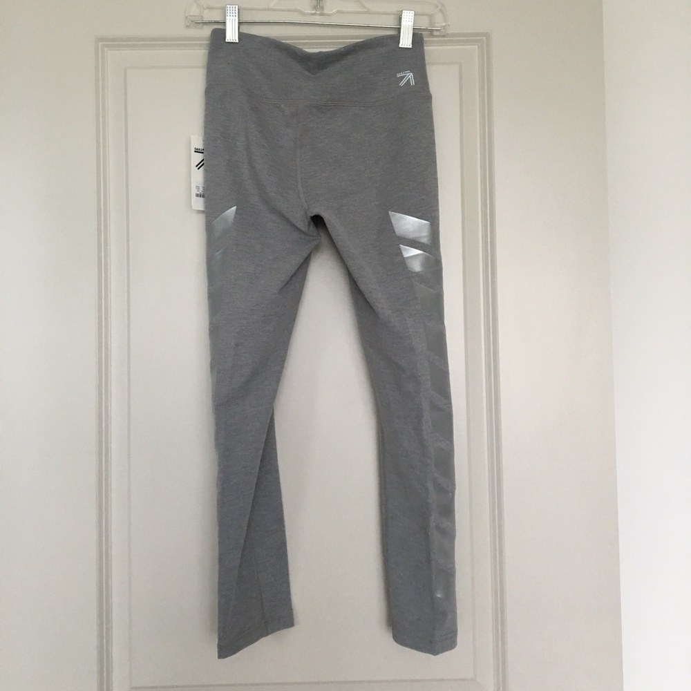 New Balance® for J.Crew performance cropped leggin - Picture 8 of 8